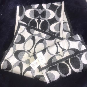 Coach scarf
